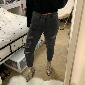 American Eagle Hi Rise Cropped Mom Jeans